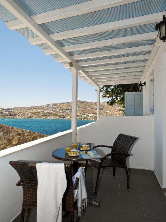 Vana Holidays Hotel