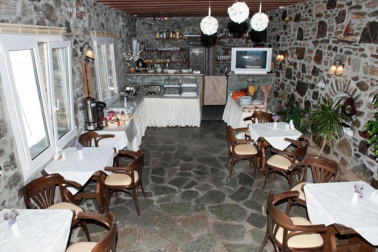 Vana Holidays