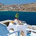 Vana Holidays